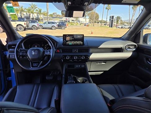 Used 2023 Honda Pilot TrailSport image 16