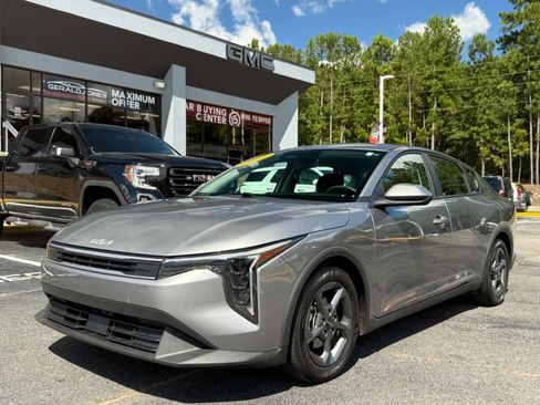 Used 2025 Kia K4 FWD image 1