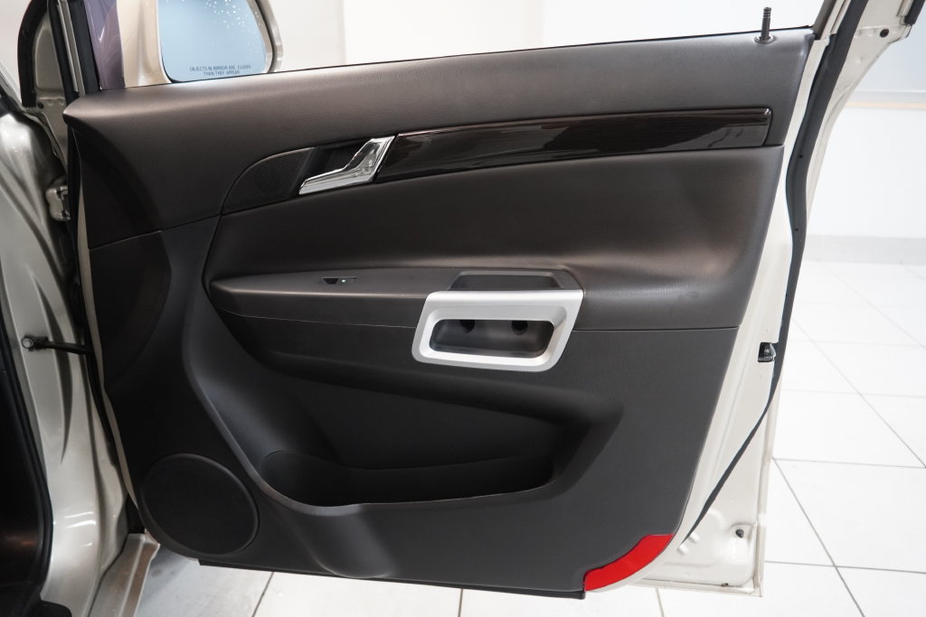 Used 2014 Chevrolet Captiva Sport LTZ FWD image 33