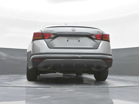 Used 2024 Nissan Altima 2.5 SV image 33