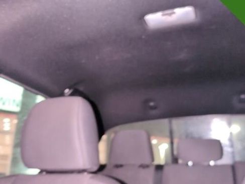 Used 2017 Toyota Tacoma TRD Sport image 13