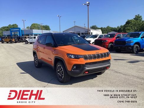 New 2026 Jeep Compass Trailhawk AWD/4WD image 1