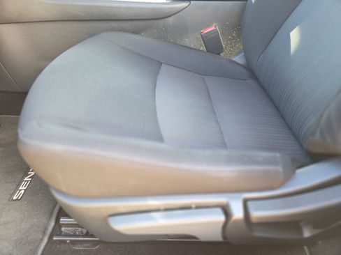 Used 2024 Nissan Sentra SV FWD image 31
