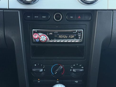 Used 2005 Ford Mustang GT Premium RWD image 41