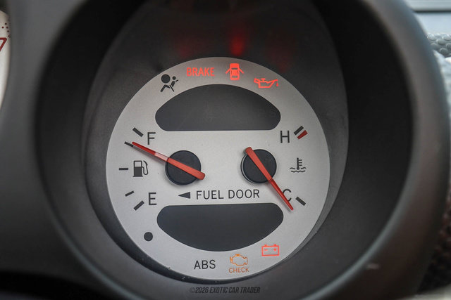Used 2002 Toyota MR2 RWD image 39