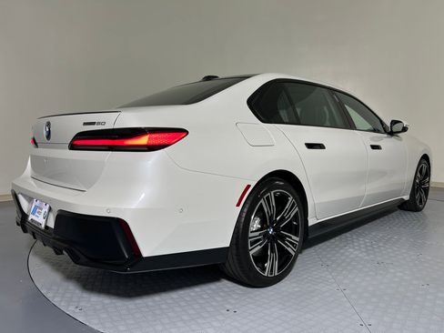 New 2026 BMW i7 eDrive50 w/ M Sport Package image 9