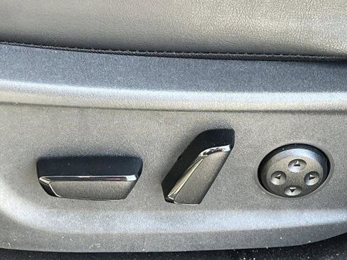 Certified 2023 Nissan Ariya FWD image 16