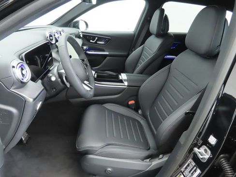 Certified 2026 Mercedes-Benz GLC 300 4MATIC image 19