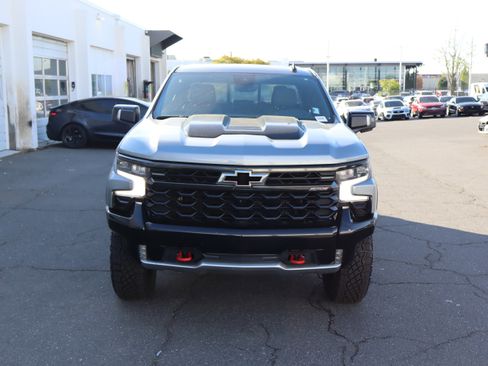 Used 2023 Chevrolet Silverado 1500 ZR2 w/ Technology Package image 15