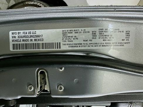 Used 2024 RAM 2500 Big Horn image 29