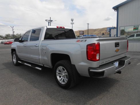 Used 2017 Chevrolet Silverado 1500 LTZ Z71 w/ LTZ Plus Package image 7