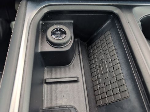 Certified 2025 Ford Expedition Max Platinum AWD/4WD image 13
