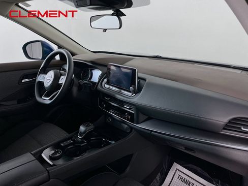 Used 2023 Nissan Rogue SV AWD/4WD image 34