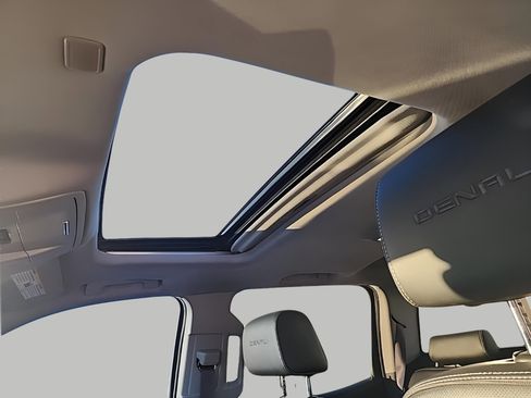 Used 2017 GMC Sierra 1500 Denali w/ Denali Ultimate Package image 31