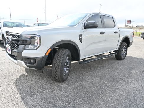New 2026 Ford Ranger XLT w/ Equipment Group 301A High AWD/4WD image 8