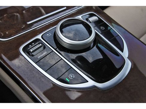 Used 2018 Mercedes-Benz C 300 Sedan w/ Parking Assist Package image 29