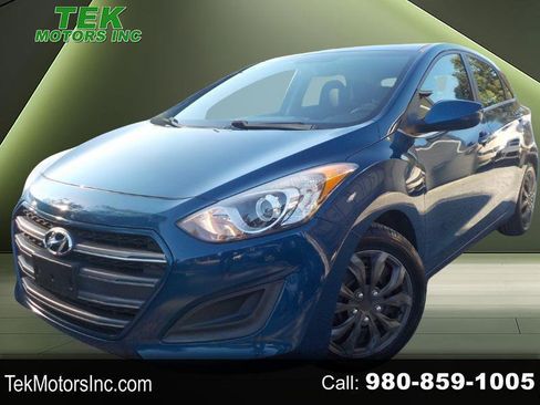 Used 2016 Hyundai Elantra GT FWD image 1
