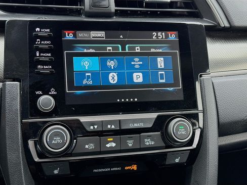 Used 2019 Honda Civic EX image 11
