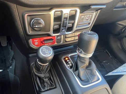 New 2026 Jeep Gladiator Willys AWD/4WD image 22