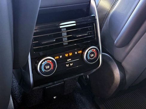 New 2026 Land Rover Range Rover SE image 14