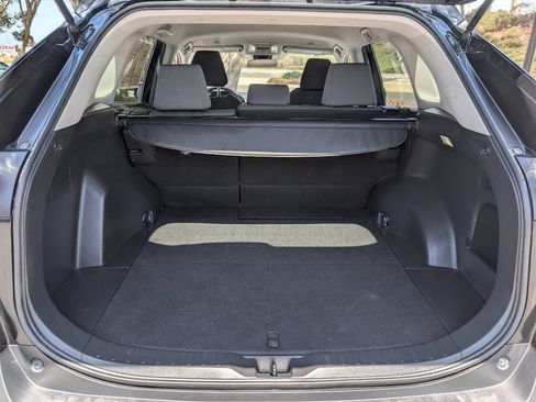 Used 2023 Toyota RAV4 XLE FWD image 9
