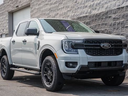 New 2026 Ford Ranger XLT w/ FX4 Off-Road Package AWD/4WD image 2