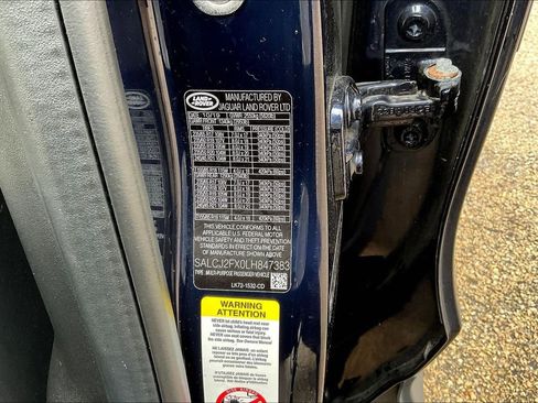 Used 2020 Land Rover Discovery Sport S image 19