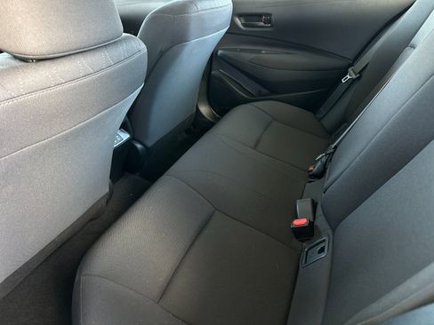 Used 2025 Toyota Corolla LE image 11