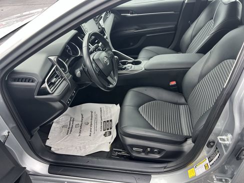Used 2023 Toyota Camry SE FWD image 16