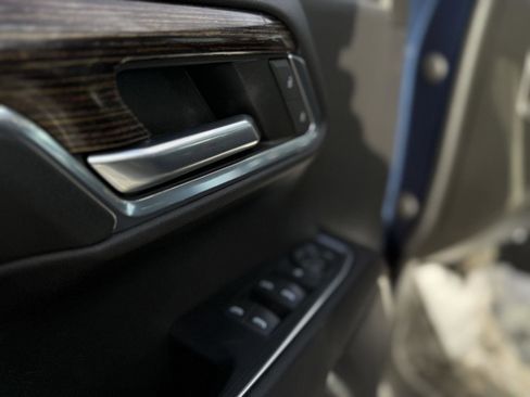 Used 2023 GMC Sierra 1500 SLE image 14