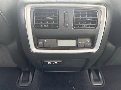 Used 2019 INFINITI QX60 Luxe w/ Essential Package image 8