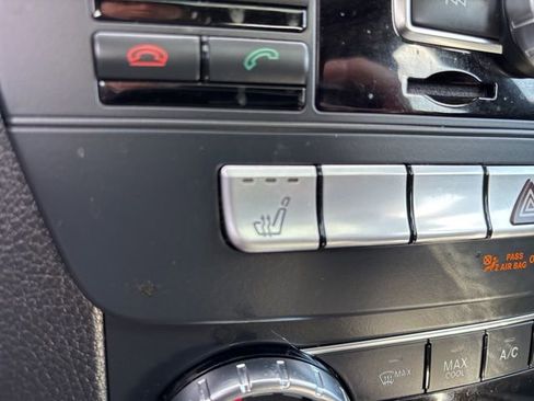 Used 2012 Mercedes-Benz C 300 4MATIC Sedan image 17