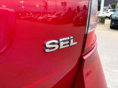 Used 2011 Ford Edge SEL w/ 202A Rapid Spec Order Code image 9