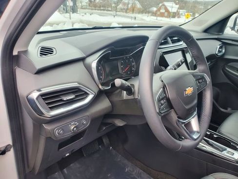 Certified 2021 Chevrolet TrailBlazer LT w/ Premium Seating Package image 23