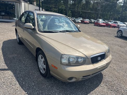 Used 2001 Hyundai Elantra GLS FWD image 16