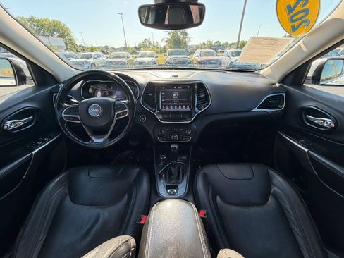 Used 2021 Jeep Cherokee Limited AWD/4WD image 13