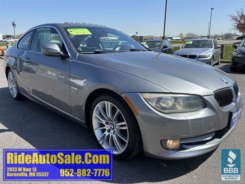 Used 2011 BMW 328i xDrive Coupe AWD/4WD image 3