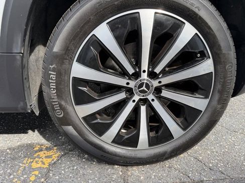 Used 2021 Mercedes-Benz GLB 250 4MATIC image 18