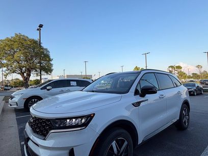 Used 2023 Kia Sorento S w/ Panoramic Sunroof Package