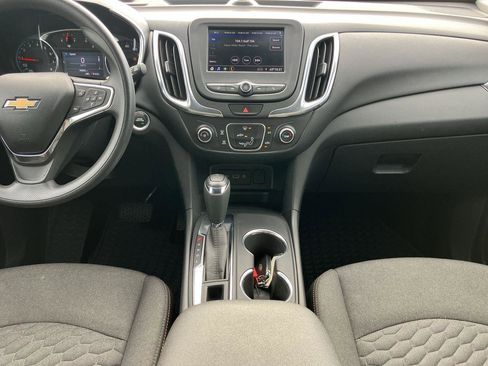 Used 2020 Chevrolet Equinox LT image 16