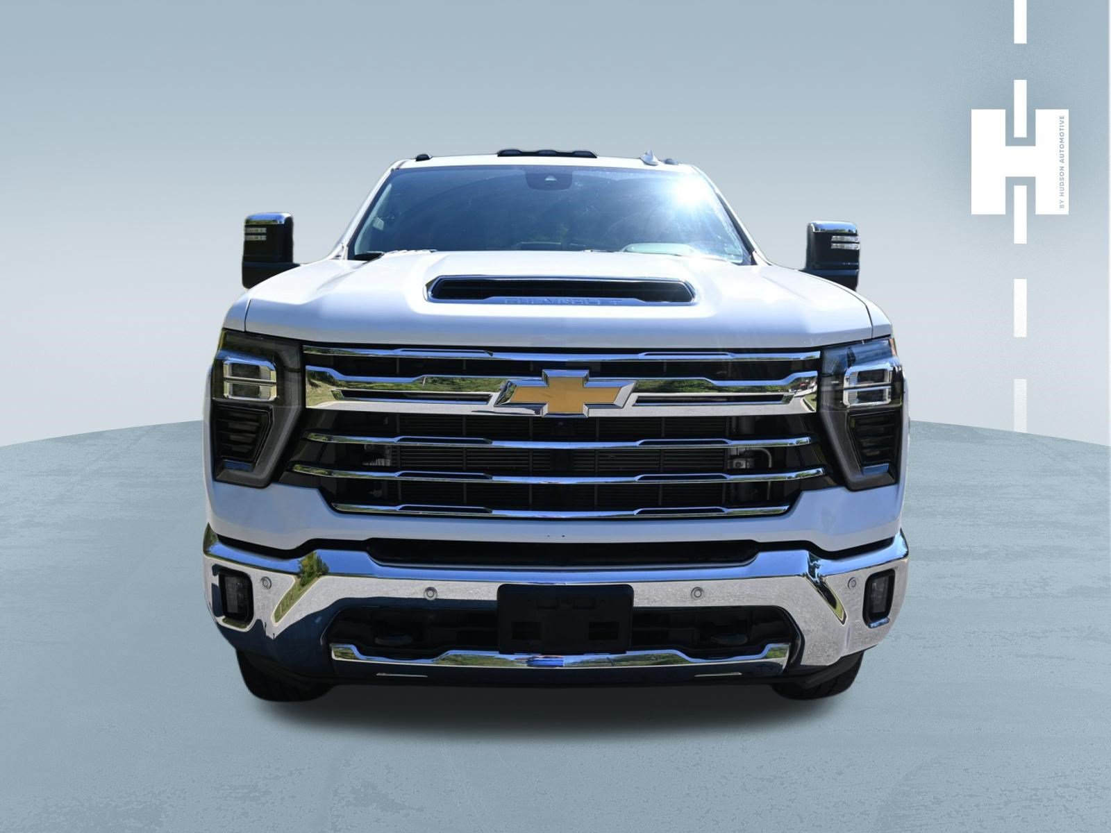 Used 2024 Chevrolet Silverado 3500 LTZ w/ LTZ Convenience Package AWD/4WD image 1