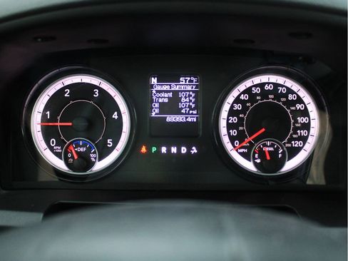 Used 2018 RAM 2500 Tradesman w/ Chrome Appearance Group image 11