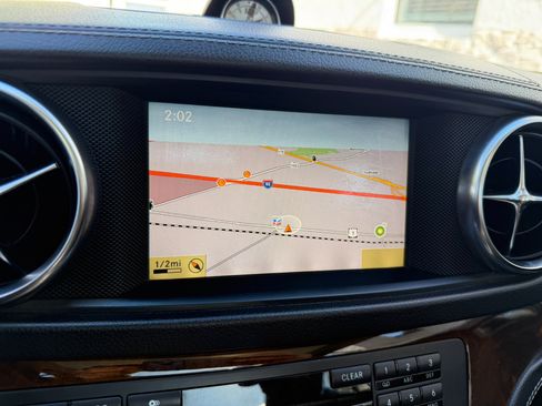 Used 2013 Mercedes-Benz SL 550 image 38