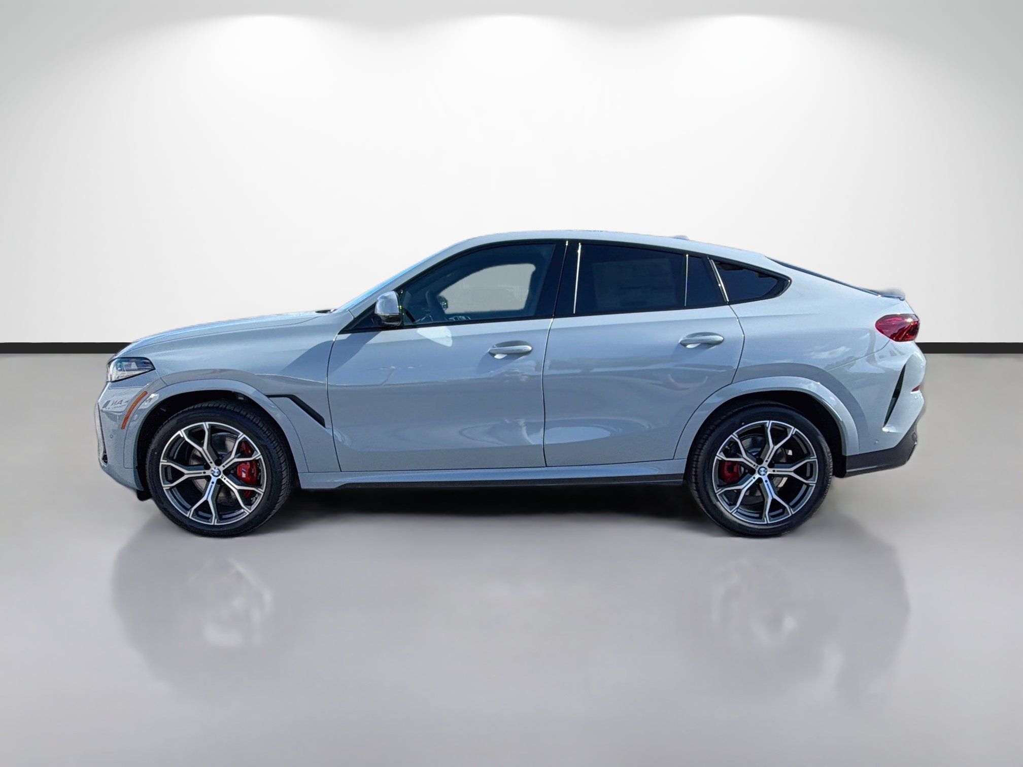 New 2027 BMW X6 xDrive40i w/ Climate Comfort Package AWD/4WD image 6