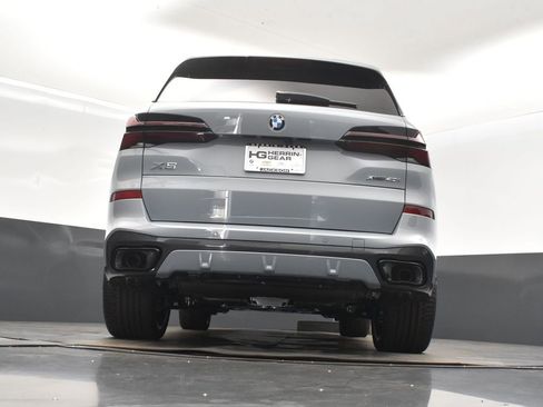 New 2026 BMW X5 xDrive40i w/ M Sport Package image 22
