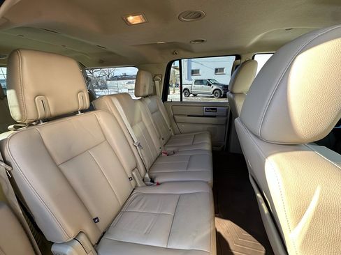 Used 2015 Ford Expedition EL Limited AWD/4WD image 16