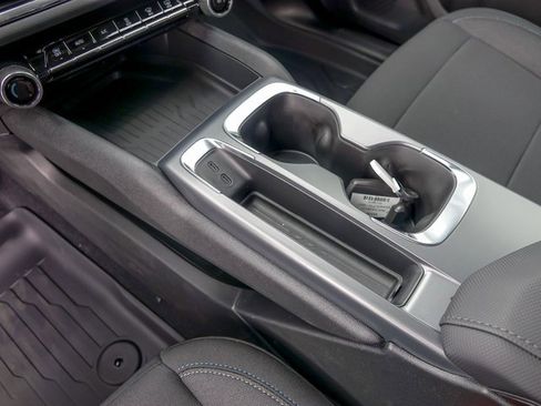 New 2026 Chevrolet Equinox EV LT w/ Comfort Package image 27