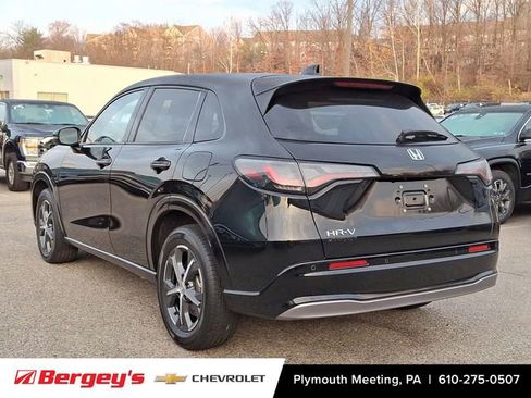 Used 2023 Honda HR-V EX-L image 5