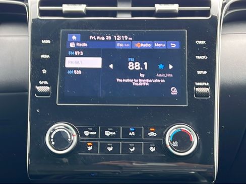 Used 2024 Hyundai Santa Cruz SE FWD image 15