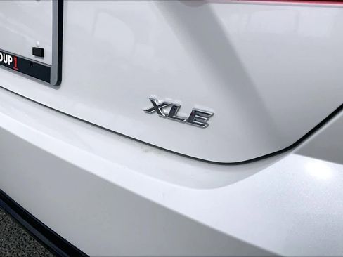 Used 2025 Toyota Camry XLE w/ Premium Package FWD image 10